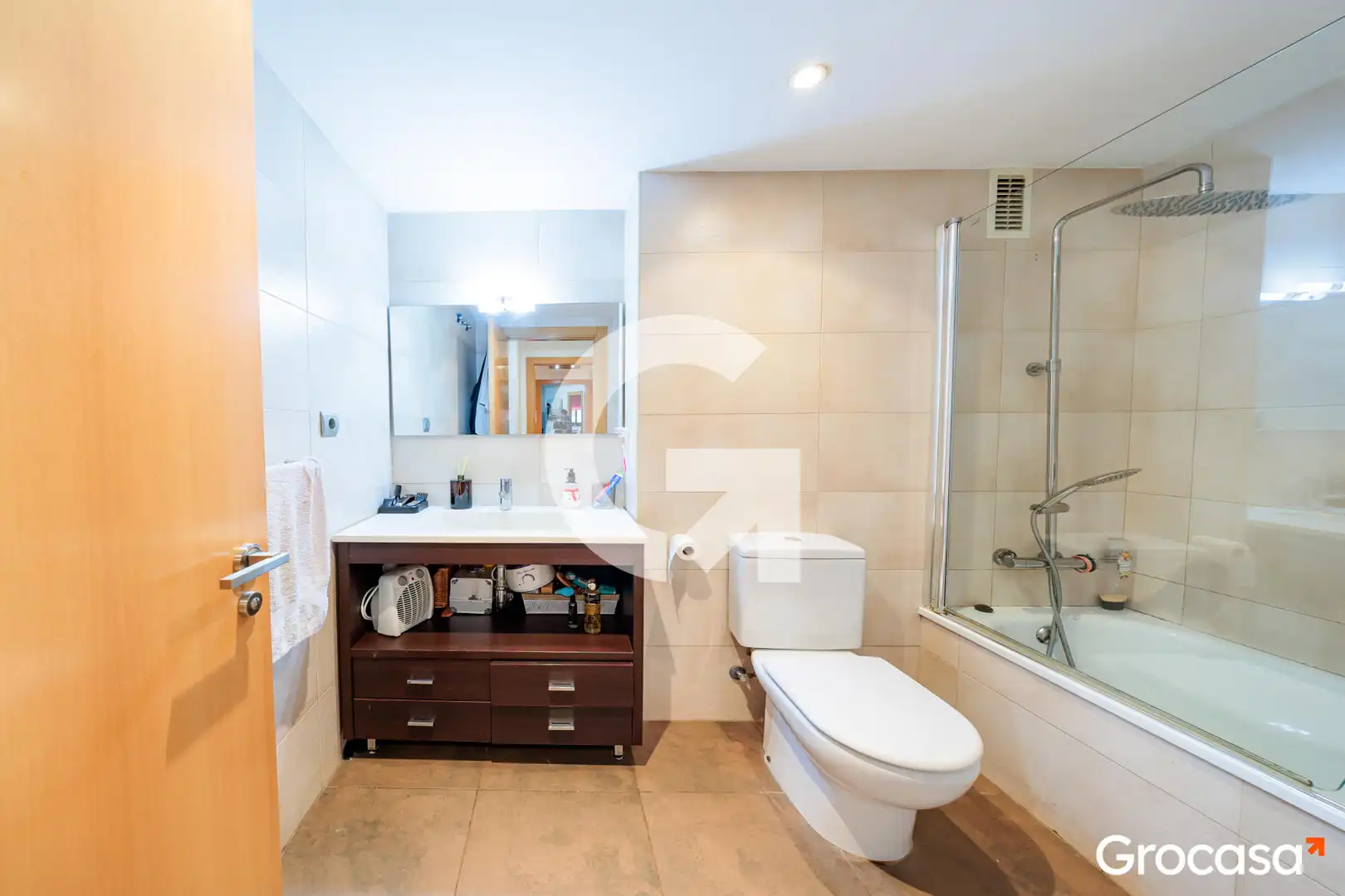 Baño de Piso en venta en Terrassa con Aire acondicionado, Calefacción y Terraza