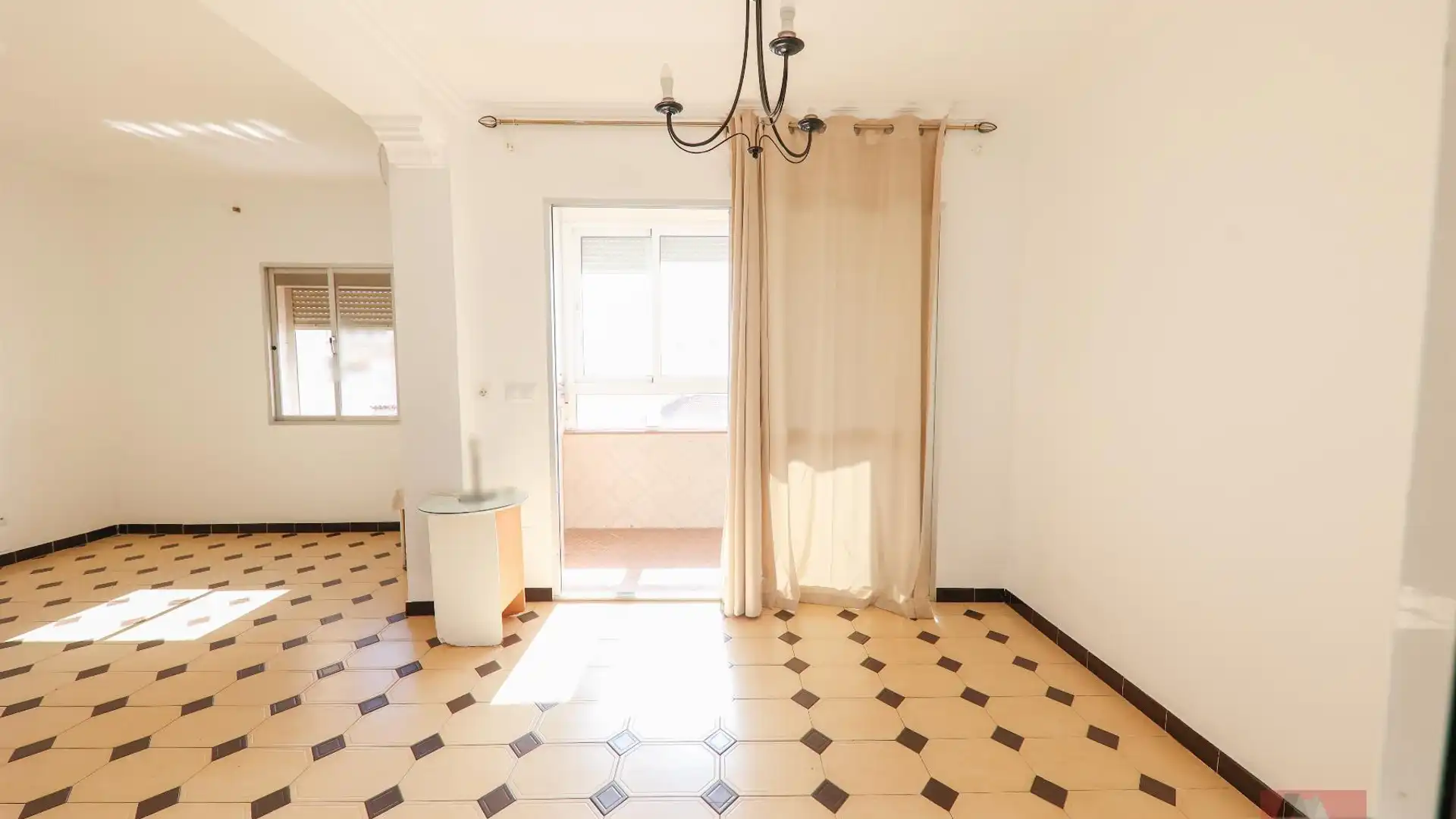 Habitación de Piso en venta en Fuengirola con Aire acondicionado, Calefacción y Terraza