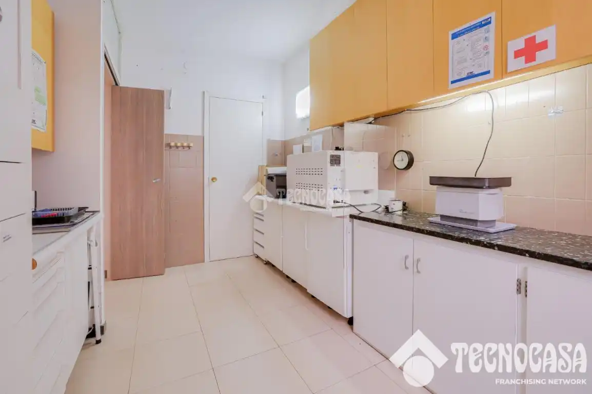 Flat with terrace for sale in Centre, imagen 26
