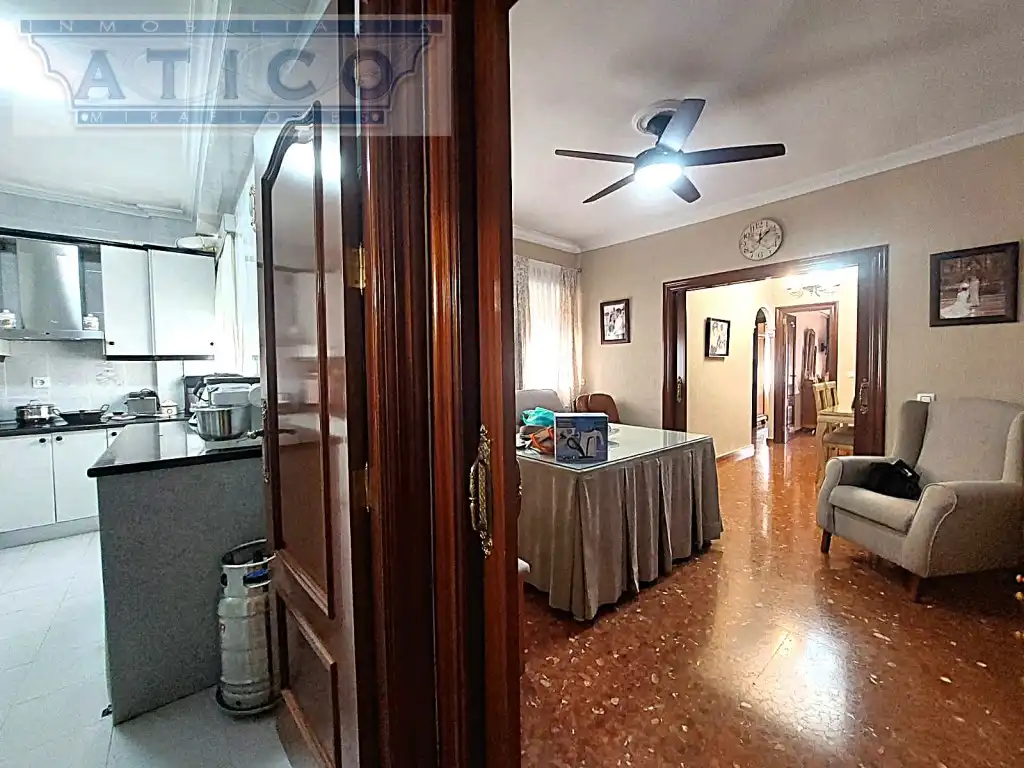 Kitchen of Flat for sale in Sevilla  with Air Conditioner