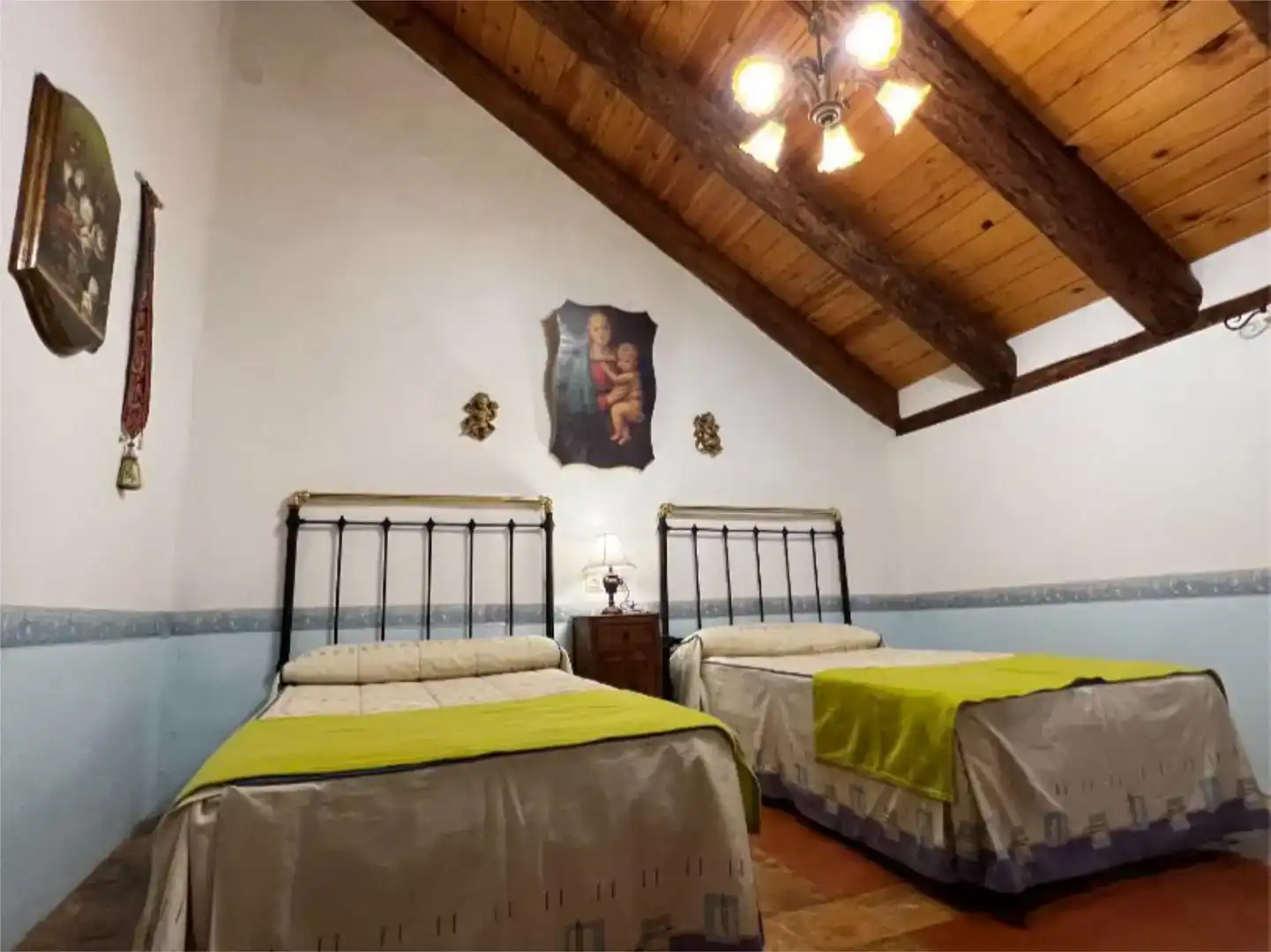 Habitación de Piso en venta en Bedmar y Garcíez con Jardín privado, Trastero y Amueblado