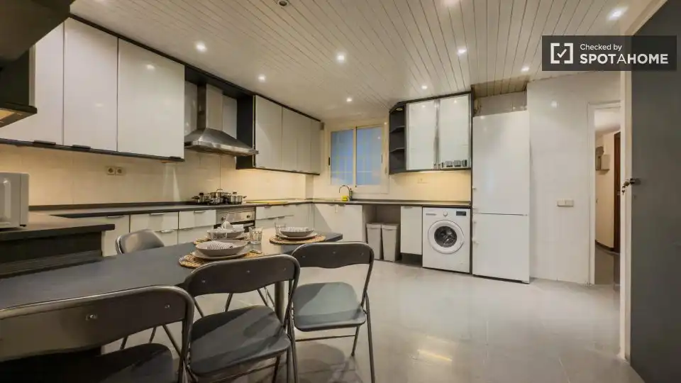 Habitació a Sant Gervasi i la Bonanova