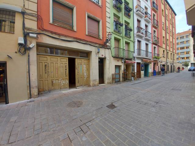 Local comercial en Alquiler en Logroño - Calle San Agustín en Casco Antiguo