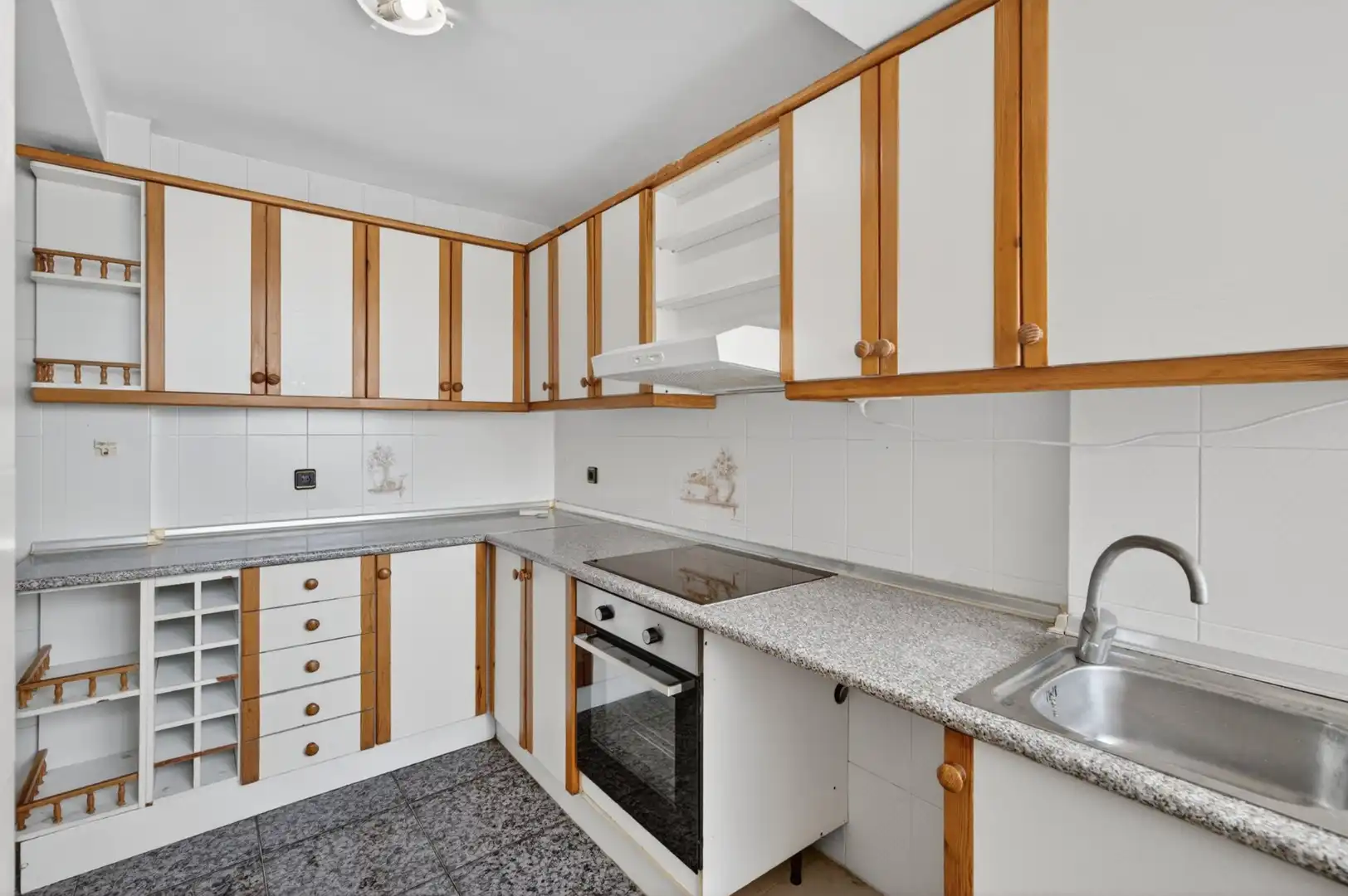 Cocina de Piso en venta en Alicante / Alacant con Terraza y Piscina