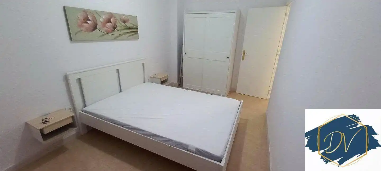 Habitación de Piso de alquiler en San Cristóbal de la Laguna con Amueblado