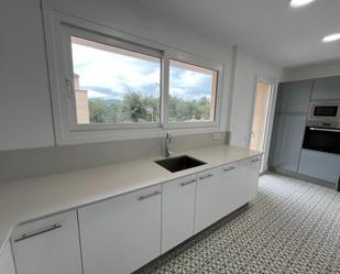Cuina de Casa o xalet en venda en Sant Martí de Tous amb Aire condicionat, Calefacció i Terrassa