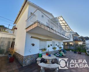 Vista exterior de Casa o xalet en venda en Lloret de Mar amb Aire condicionat, Calefacció i Terrassa