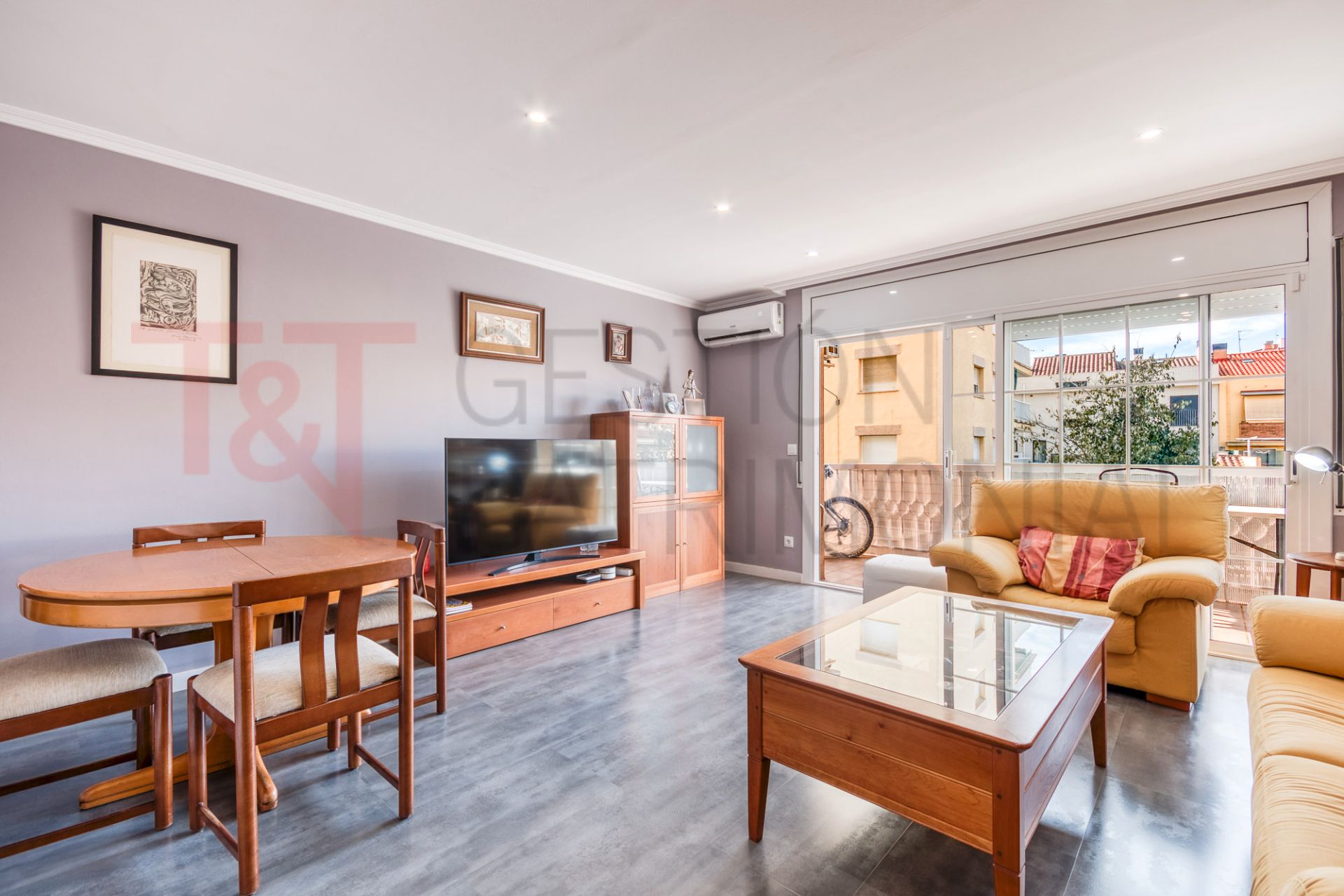 Exterior view of Flat for sale in Pineda de Mar  with Air Conditioner, Heating and Oven