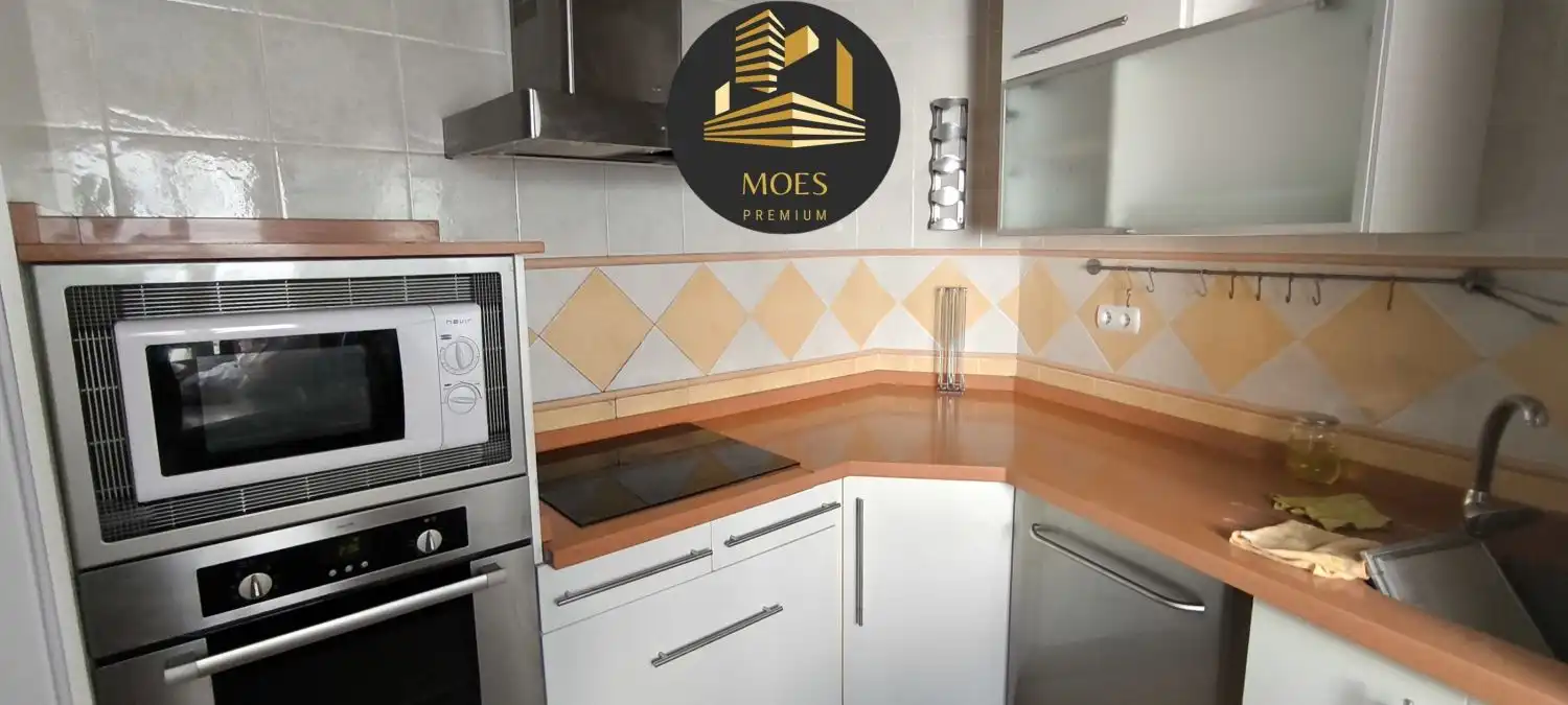 Cocina de Piso en venta en Úbeda con Aire acondicionado, Calefacción y Trastero