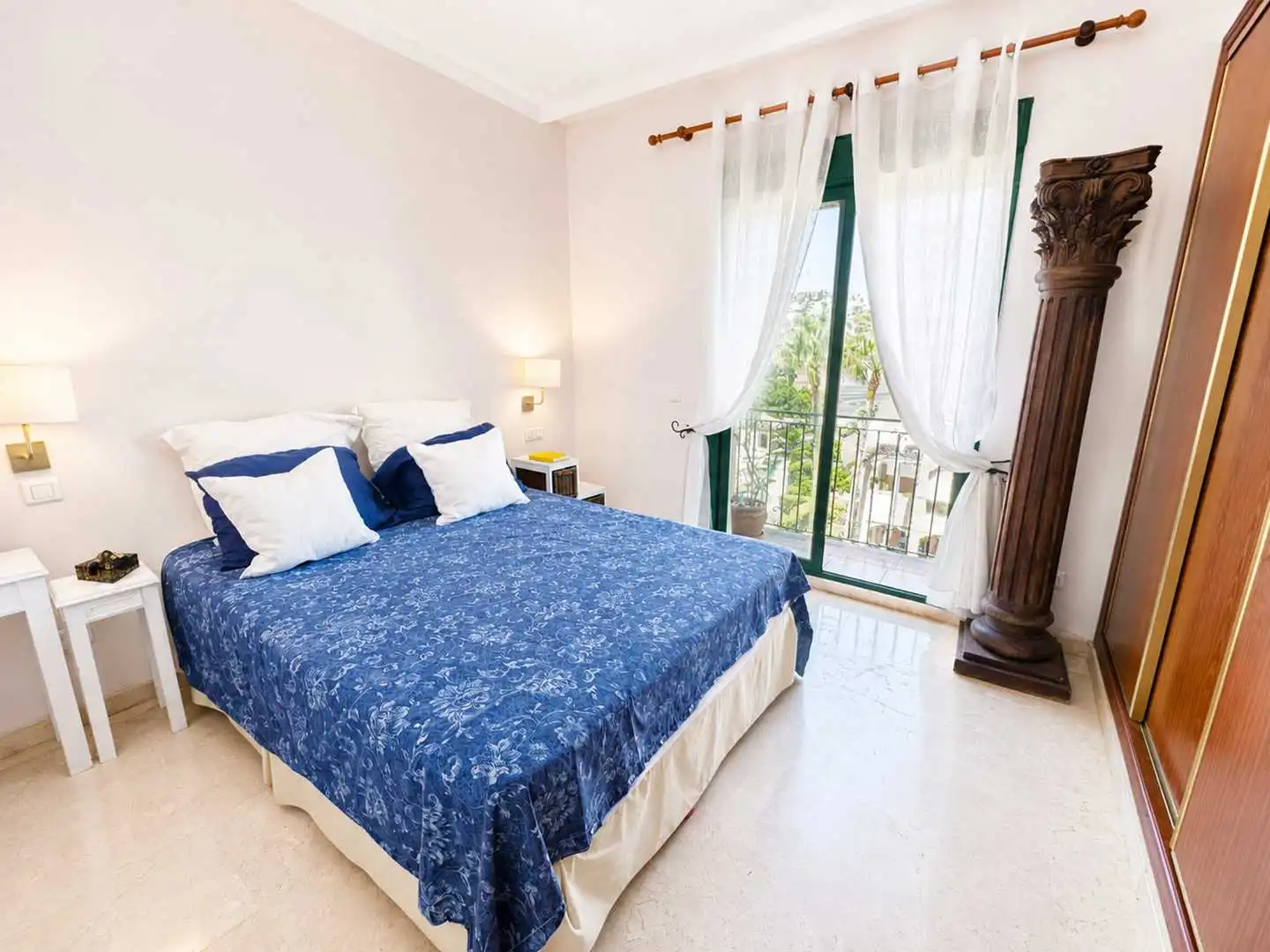 Habitación de Dúplex en venta en Manilva con Aire acondicionado, Calefacción y Terraza