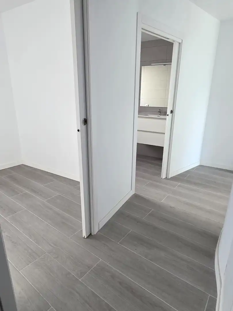 Dúplex con ascensor en venta en El Poble Sec, imagen 5