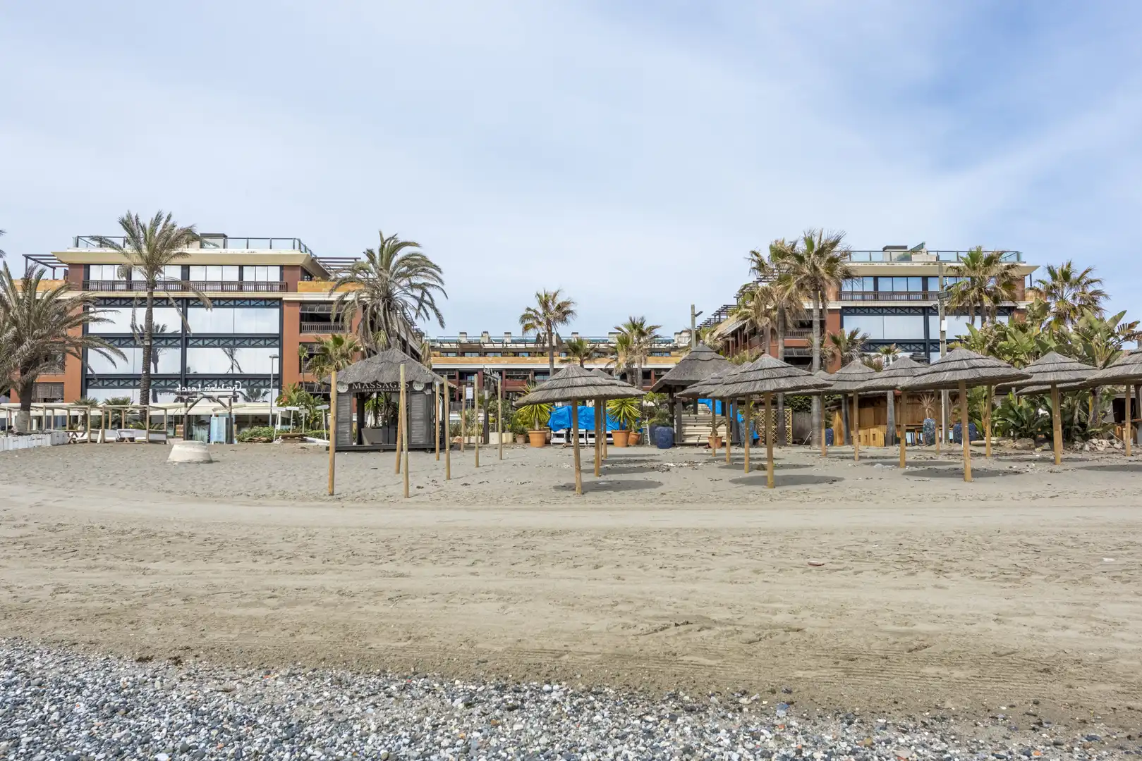 Apartamento en venta en Marbella con Terraza, Piscina y Amueblado