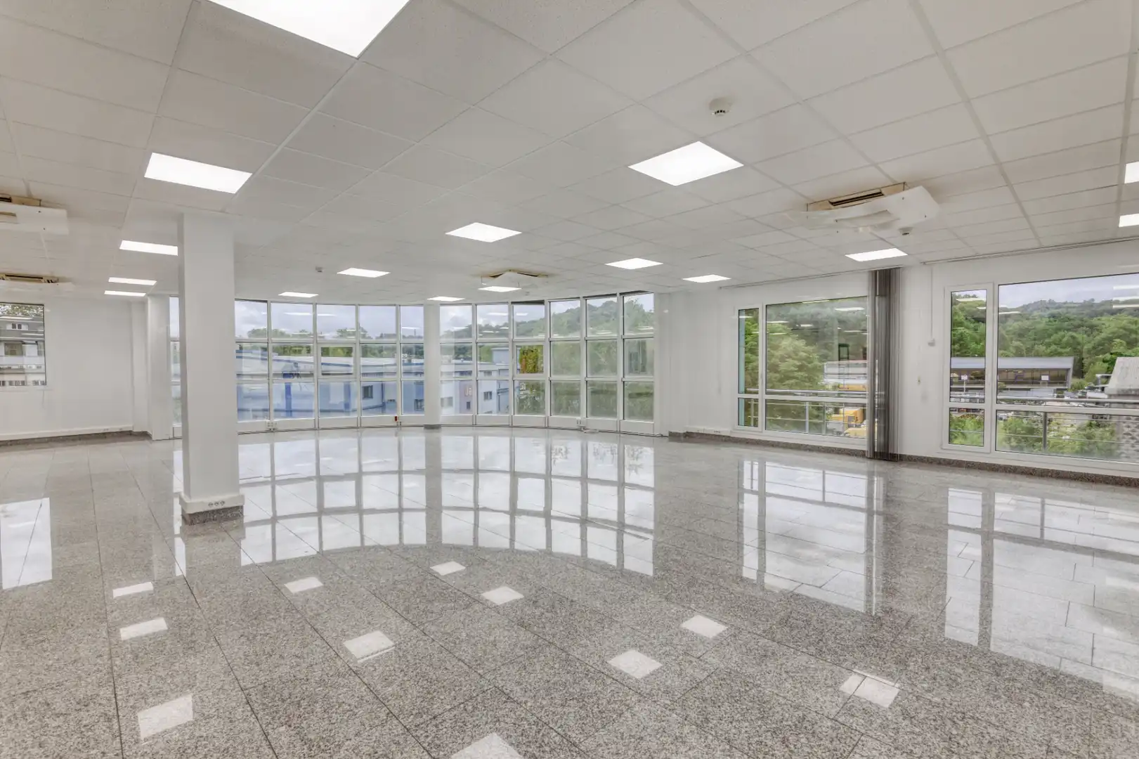Büro mit Aufzug zur Miete in De Pillotegi Bidea 2, imagen 12