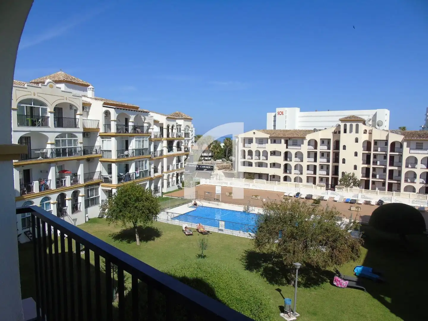Vista exterior de Piso en venta en Torremolinos con Aire acondicionado, Calefacción y Terraza