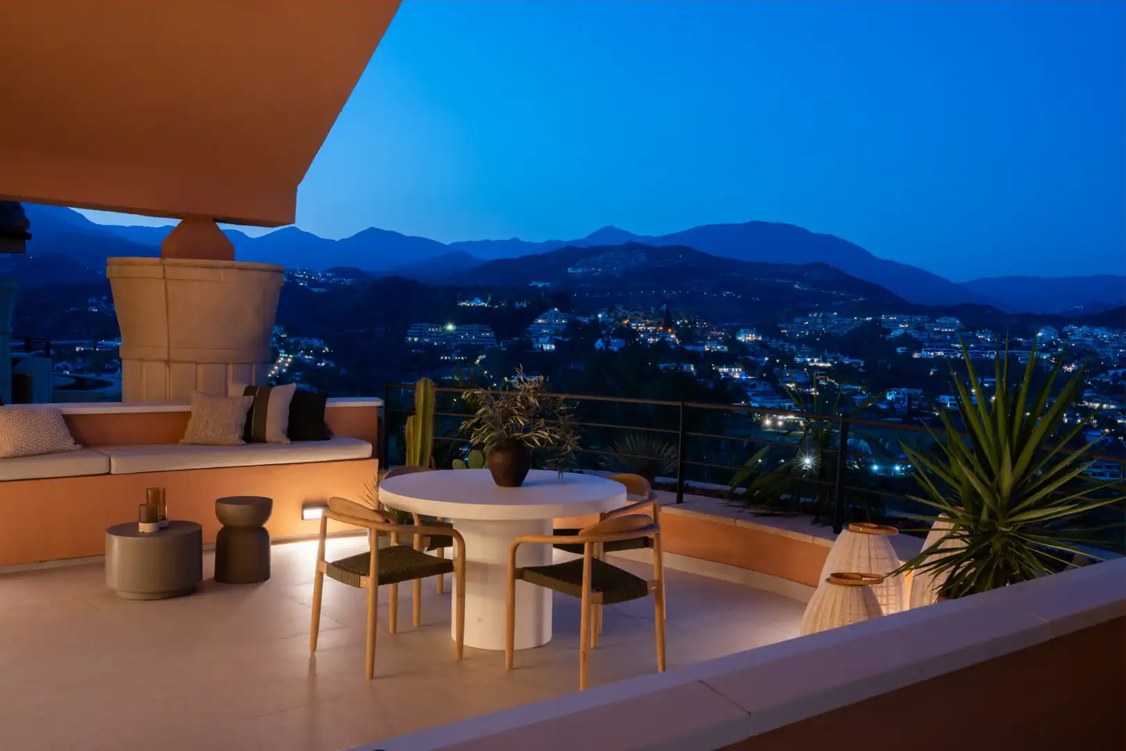 Terrassa de Àtic en venda en Marbella amb Aire condicionat, Terrassa i Piscina
