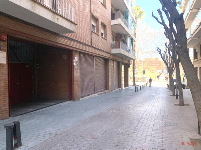 Garaje en Alquiler en Carrer de l'Esport, 17 en Can Clota