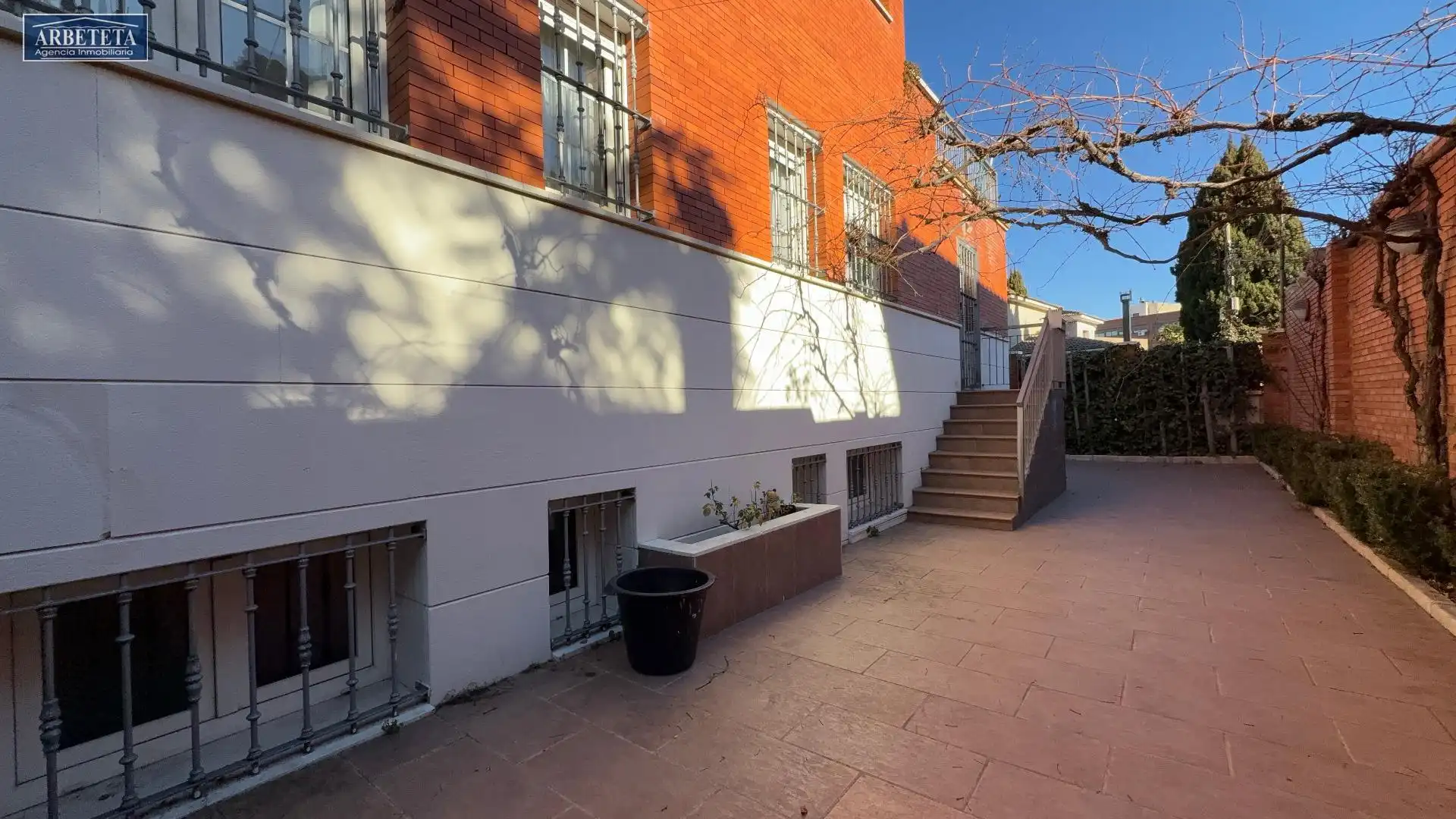 Vista exterior de Casa o chalet en venta en Guadalajara con Aire acondicionado, Calefacción y Terraza
