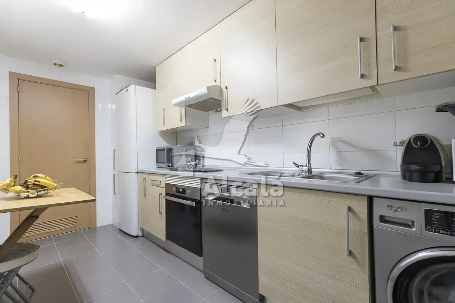 Küche von Wohnung zum Verkauf in Villalbilla mit Klimaanlage, Heizung und Terrasse