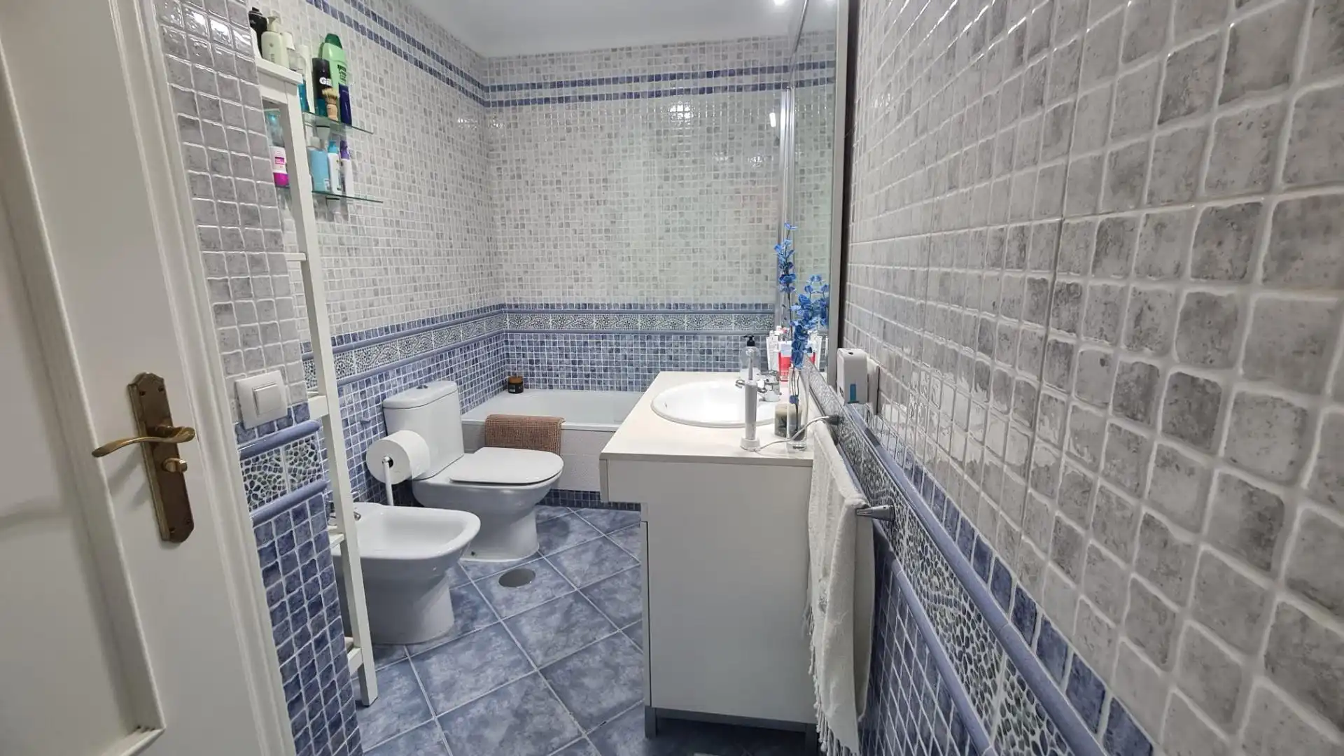 Bany de Pis en venda en Cádiz amb Aire condicionat, Traster i Balcó