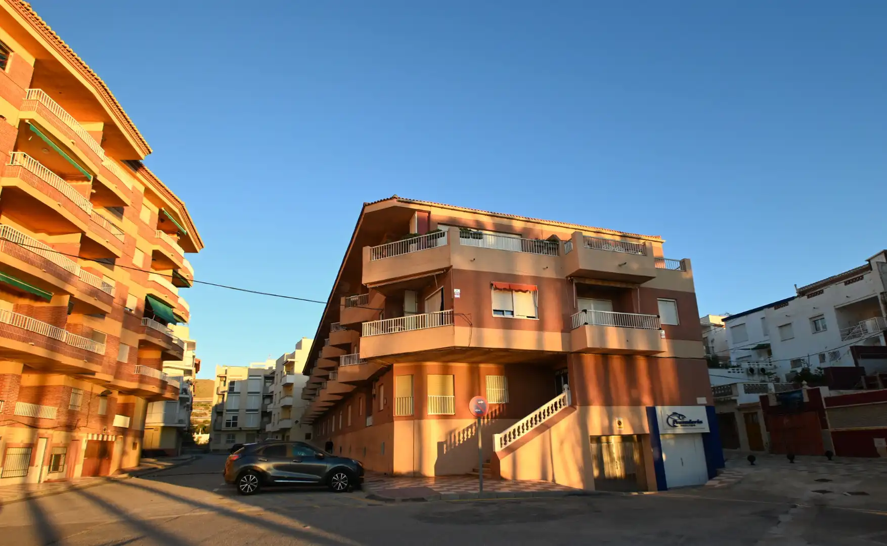 Vista exterior de Apartament en venda en Torrenueva Costa, Granada
