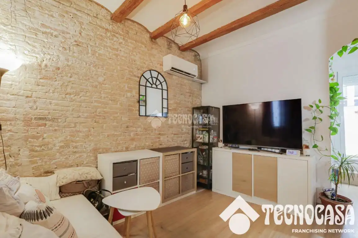 Sala de estar de Piso en venta en Barcelona con Aire acondicionado, Parquet y Terraza
