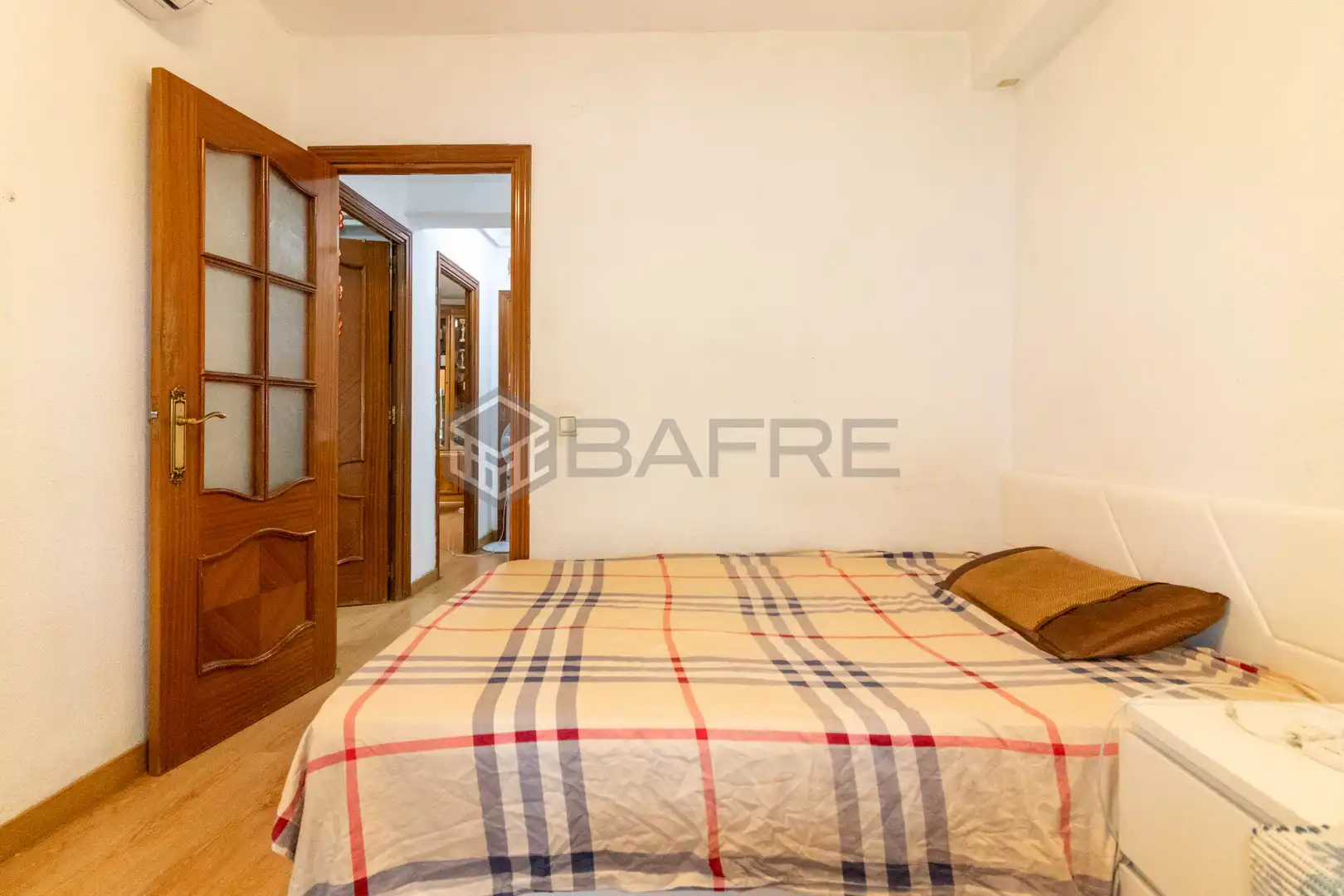 Bedroom of Flat for sale in Madrid  with Heating, Parquet flooring and Terrace