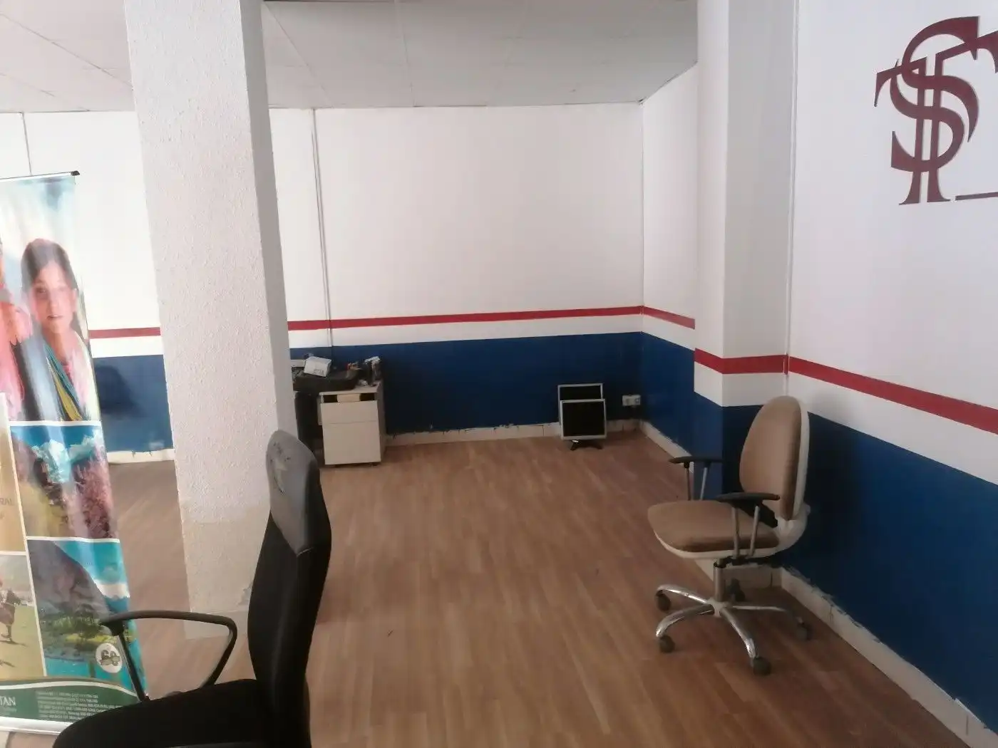Local comercial en venda a Artigues - Llefià, imagen 3
