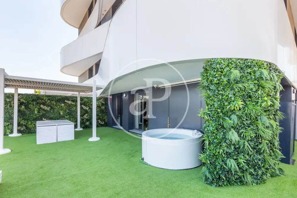 Terrasse von Wohnung zum Verkauf in Valencia mit Klimaanlage, Heizung und Privatgarten