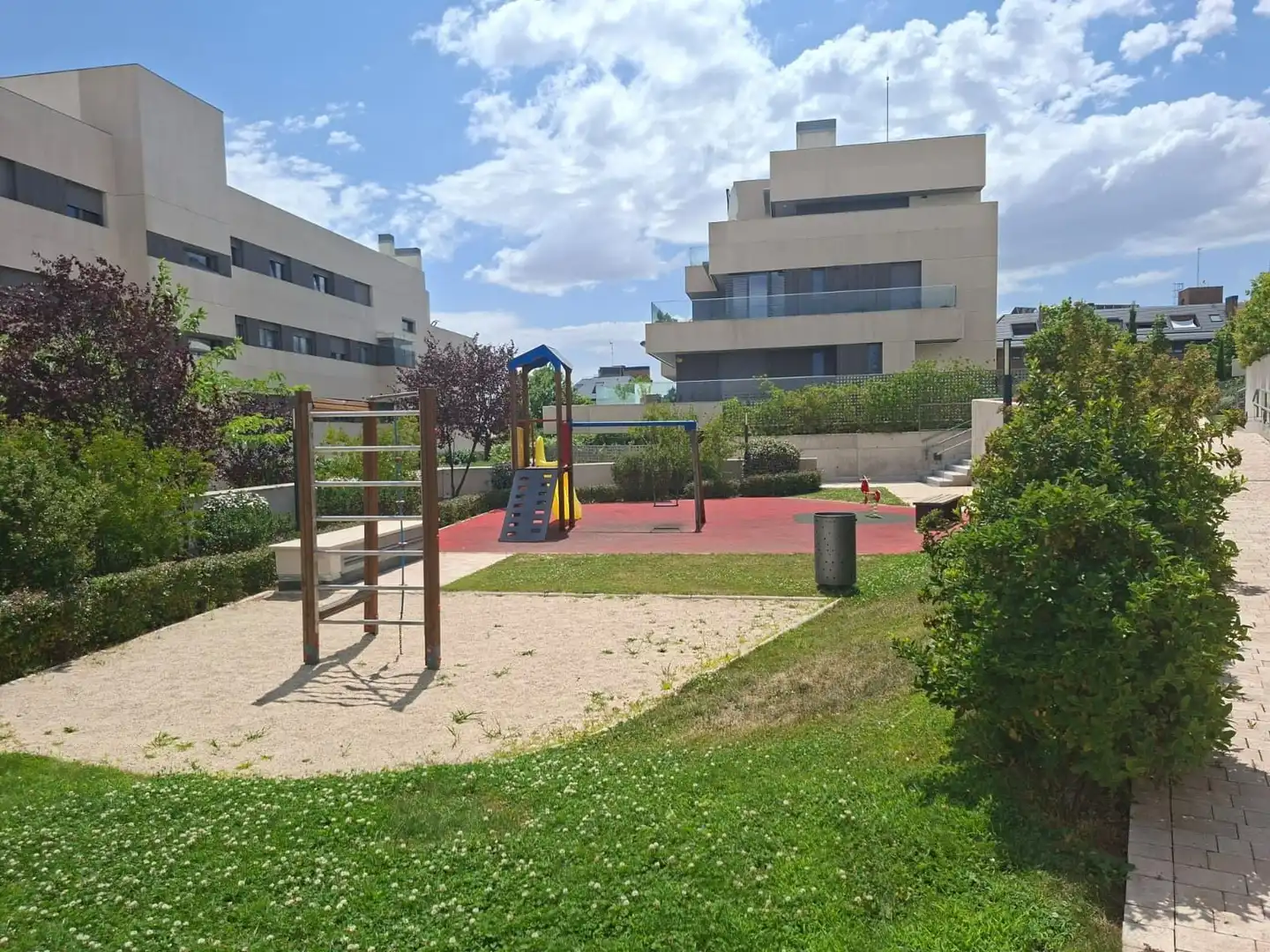 Parking of Attic for rent in Boadilla del Monte  with Terrace, Storage room and Community pool