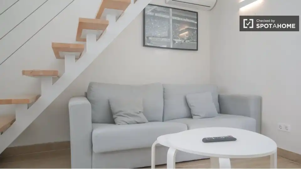 Flat with terrace to rent in Tetuán, imagen 5