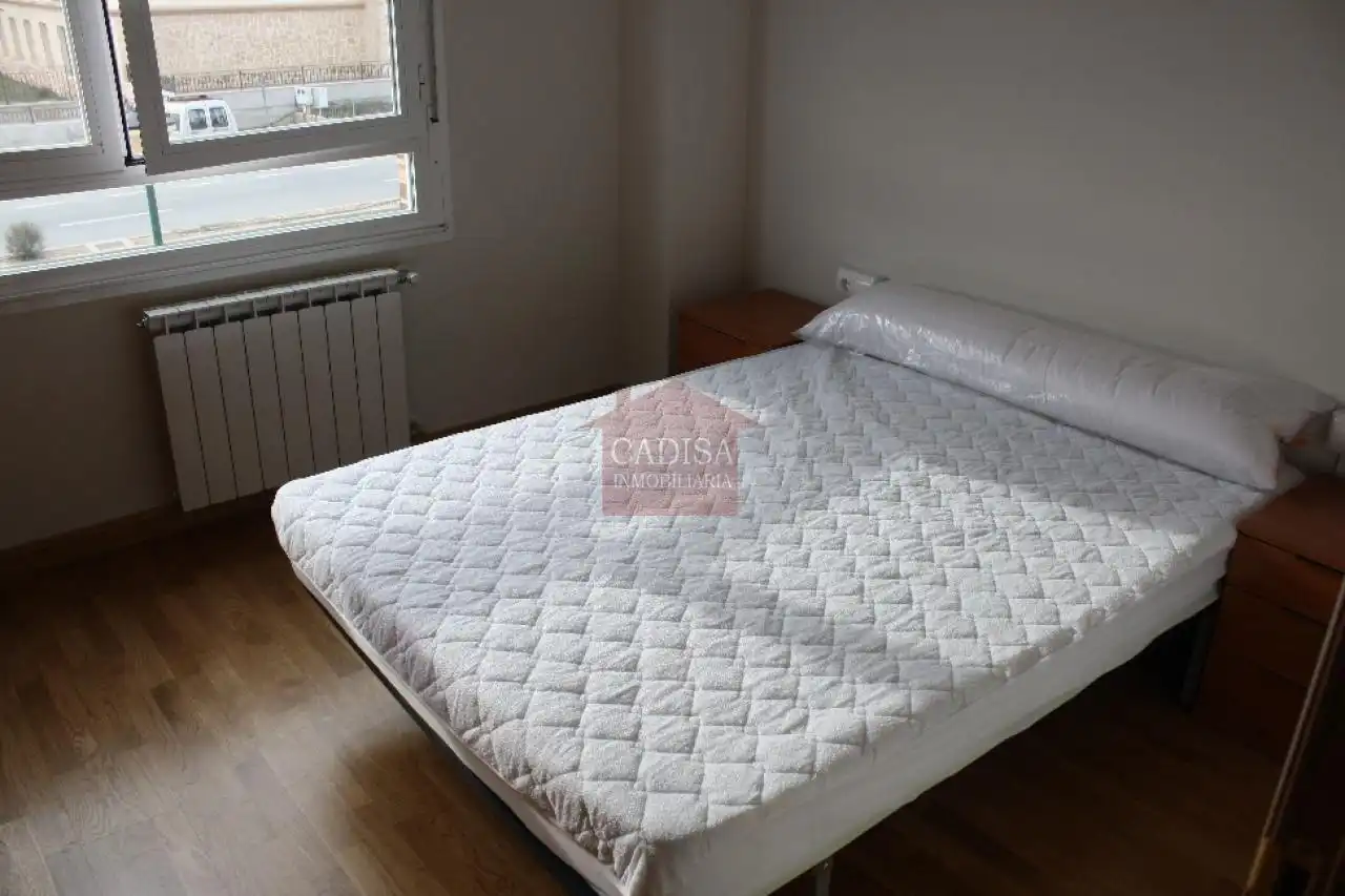 Apartament amb piscina de lloguer a AVENIDA DEL CANTO, imagen 4