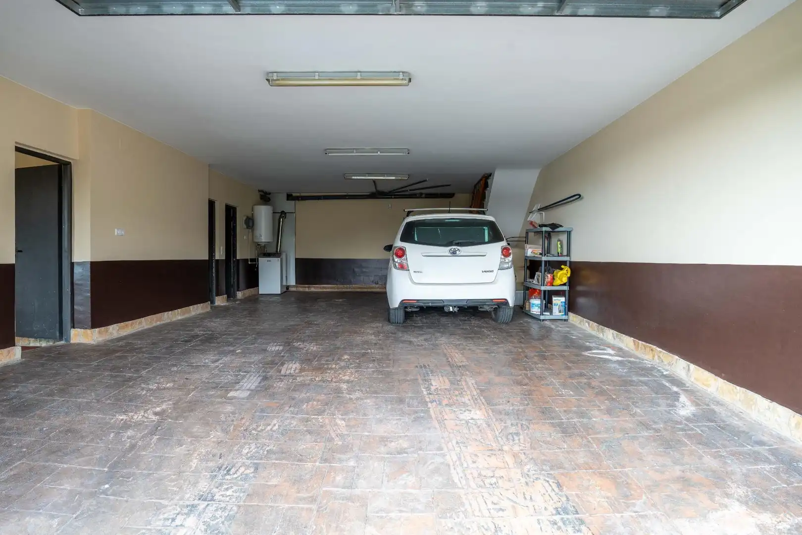Aparcament de Casa o xalet en venda en El Vendrell amb Calefacció, Jardí privat i Terrassa