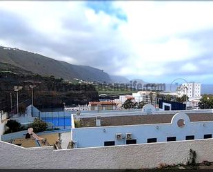 Vista exterior de Apartament en venda en Icod de los Vinos amb Moblat i Balcó