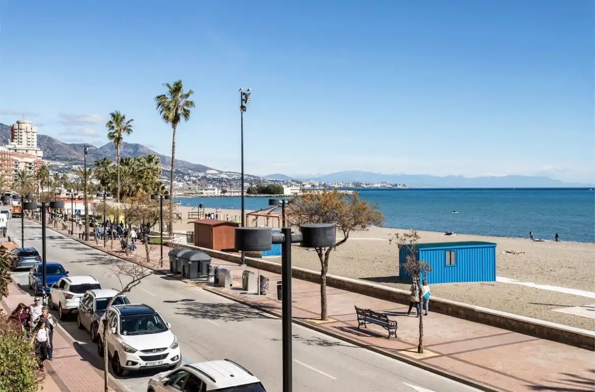 Vista exterior de Pis en venda en Fuengirola amb Terrassa, Moblat i Forn