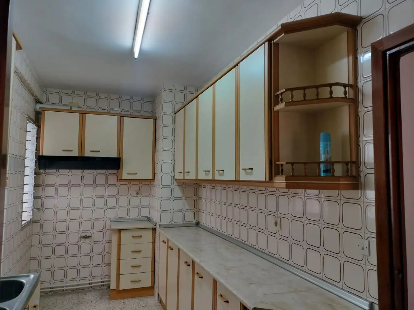 Cuina de Casa o xalet en venda en Calzada de Calatrava amb Calefacció i Moblat