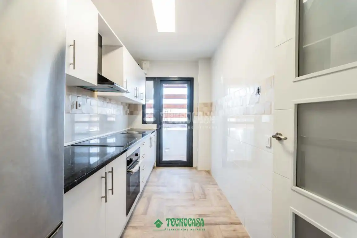 Cocina de Piso en venta en  Almería Capital con Aire acondicionado