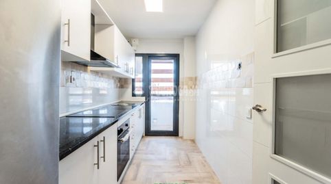 Foto 3 de Piso en venta en C. Torres Naharro, Nueva Andalucía, Almería Capital