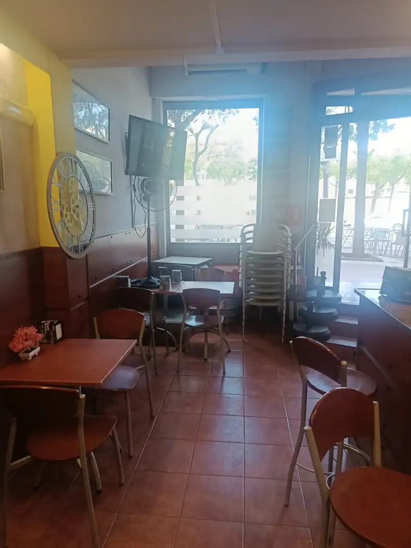 Local comercial en traspàs a Nou Eixample Nord, imagen 21