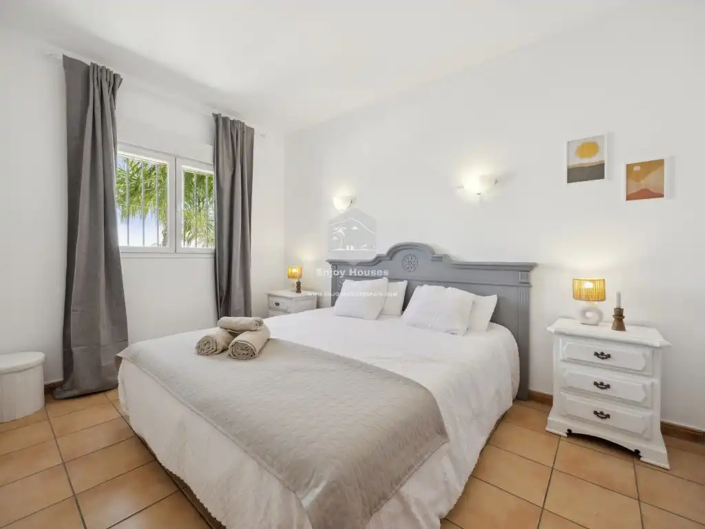Houses for sale in La Granadella - Costa Nova