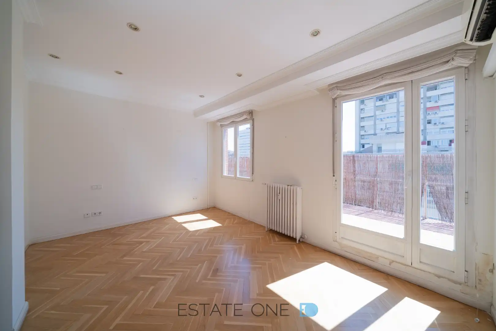 Sala de estar de Ático de alquiler en Madrid con Aire acondicionado, Calefacción y Terraza