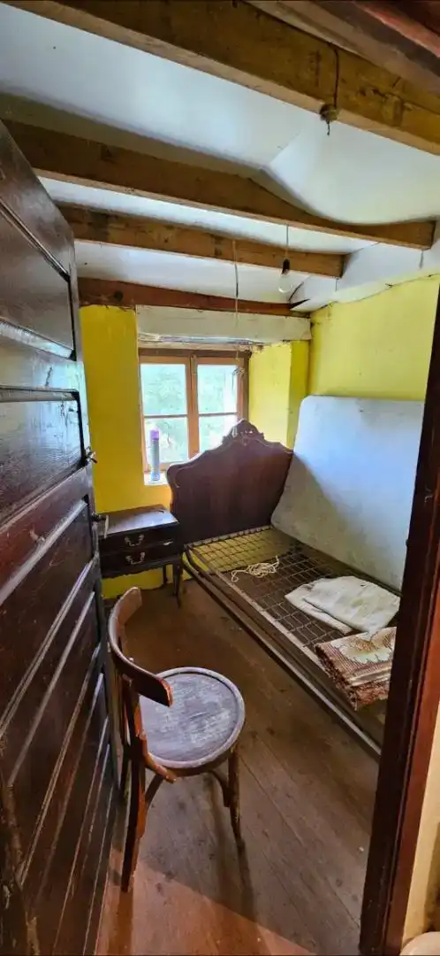 Dormitori de Casa adosada en venda en Belmonte de Miranda