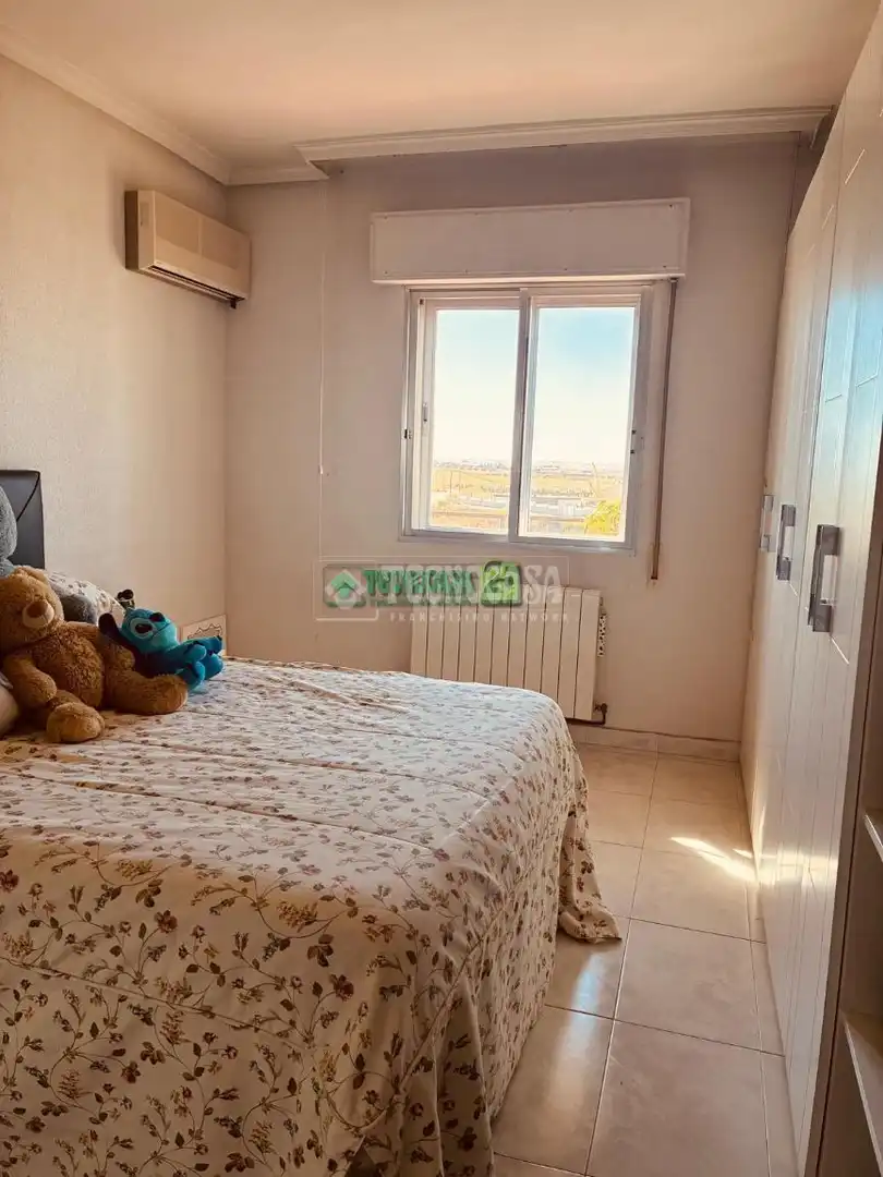 Habitación de Piso en venta en Olías del Rey con Aire acondicionado, Calefacción y Terraza