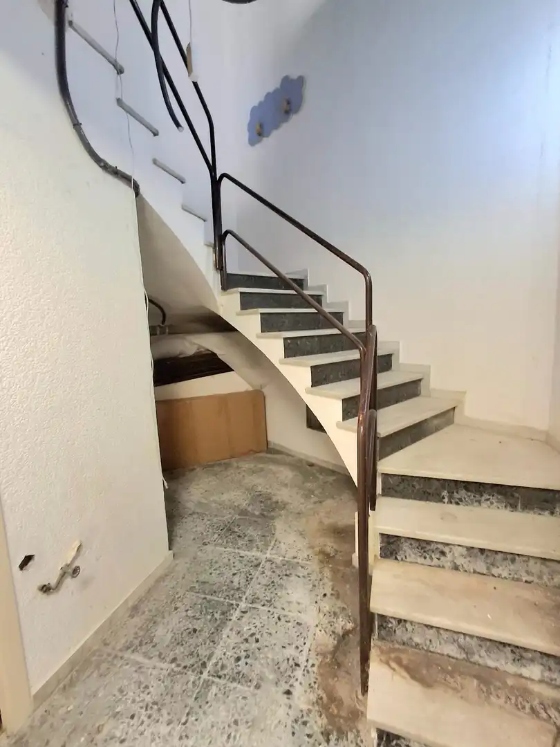 Local en venta en Carrer de Marcelino Menéndez Pelayo, 6, Centre