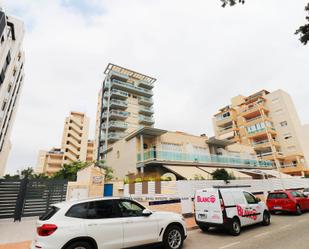 Vista exterior de Pis de lloguer en Guardamar del Segura amb Terrassa i Balcó