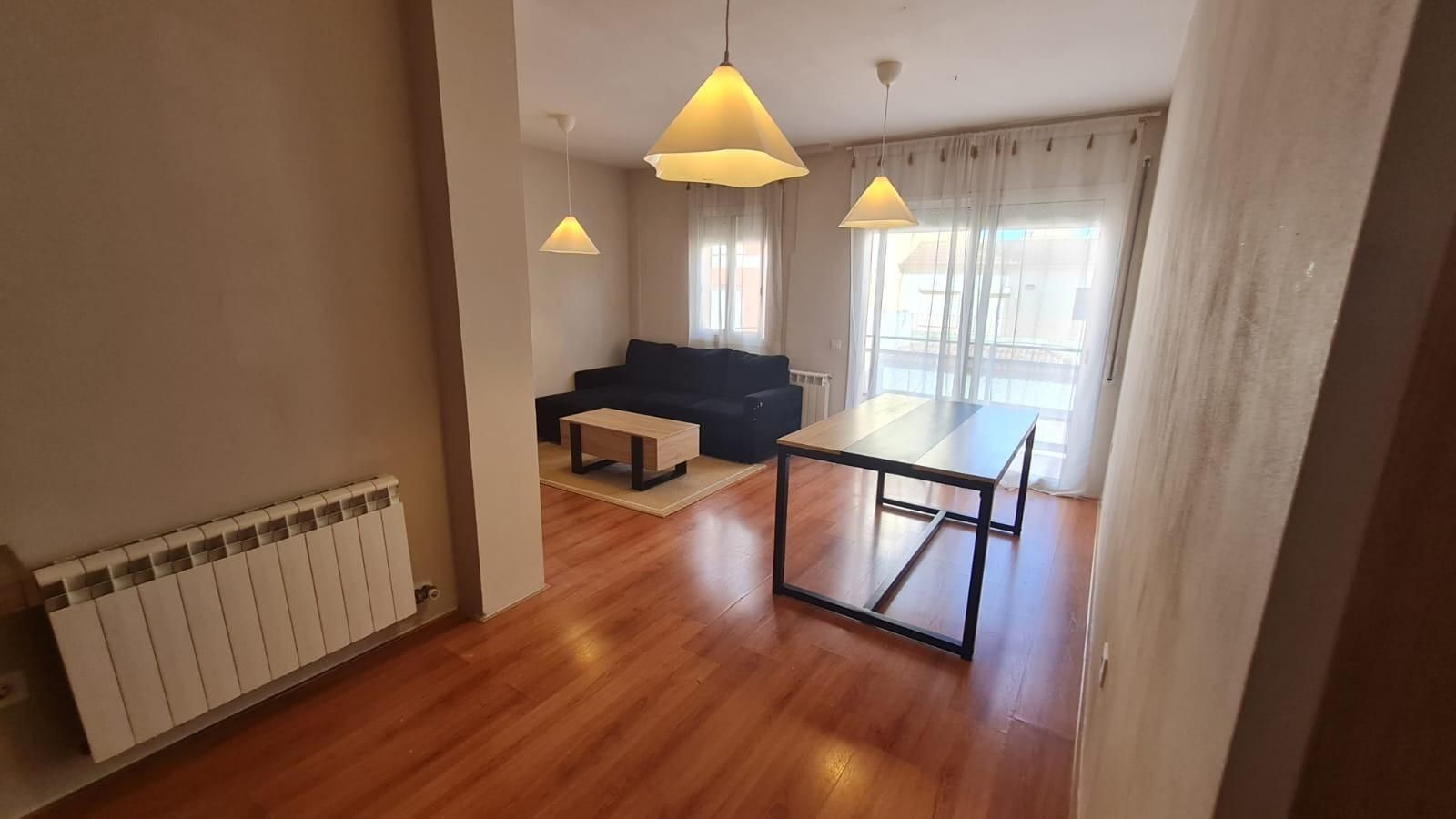 Sala d'estar de Pis en venda en El Vendrell amb Calefacció i Parquet