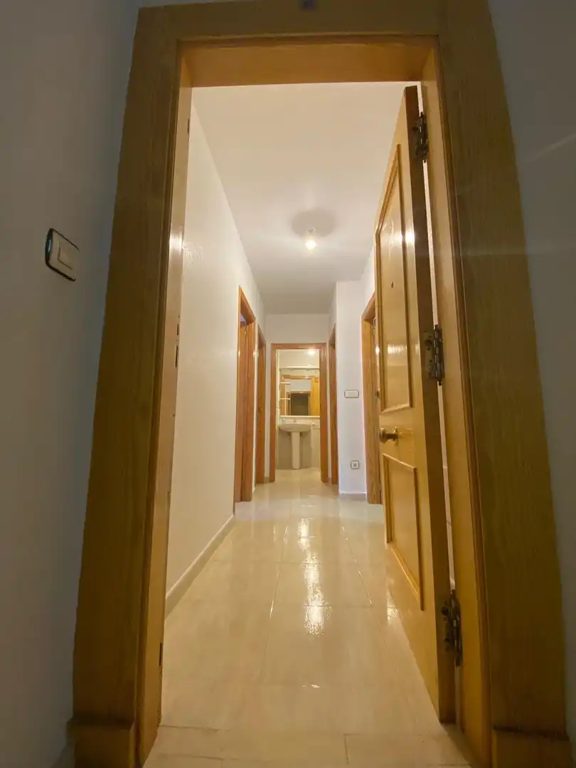 Piso de alquiler en Calle CAMPOAMOR, 99, Los Cuarteros