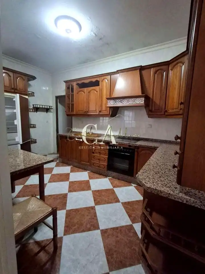 Cuina de Casa o xalet en venda en Badolatosa amb Aire condicionat i Terrassa