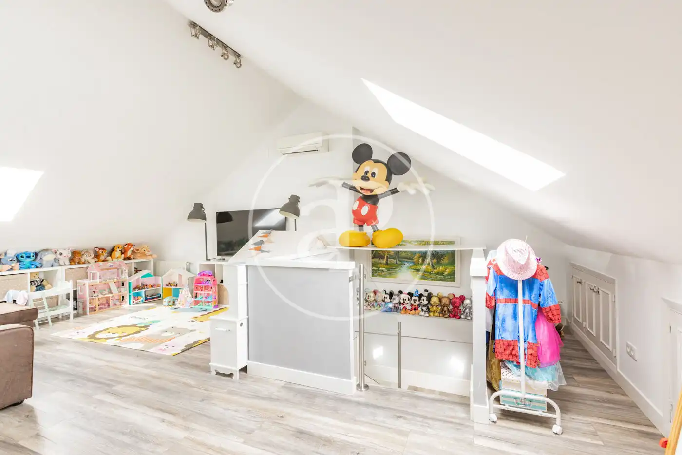 Casa adosada en venda en La Moraleja amb Aire condicionat, Calefacció i Jardí privat