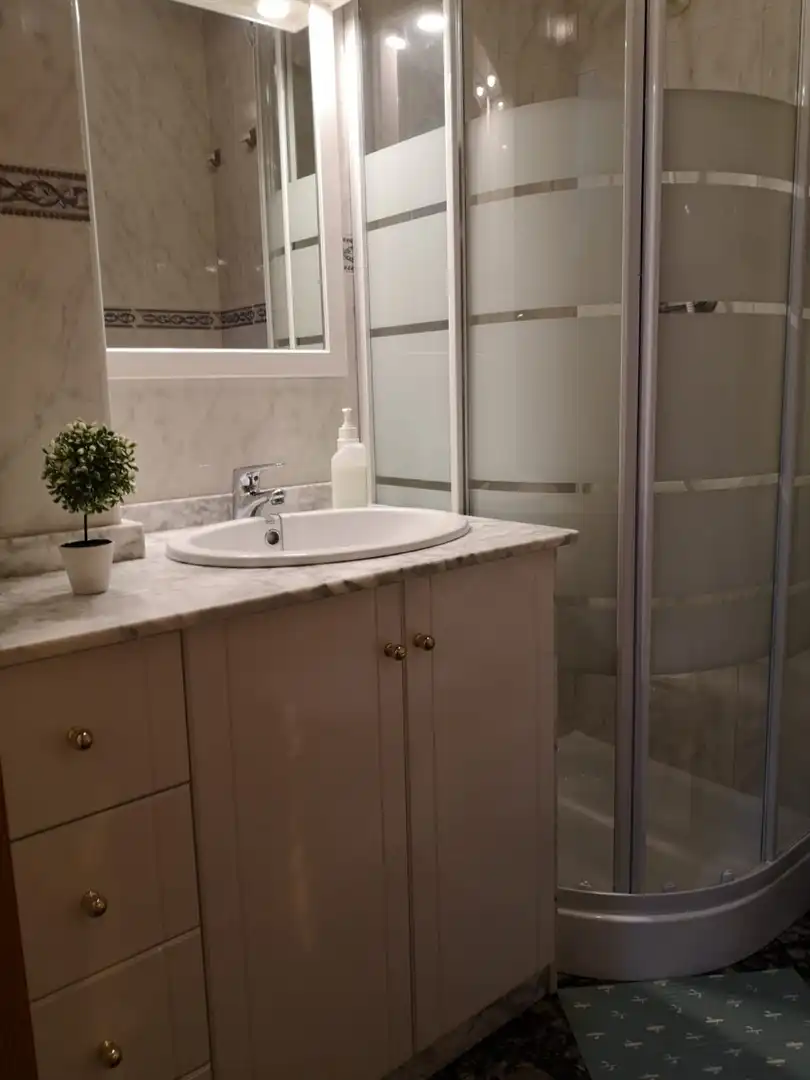 Badezimmer von Wohnung zur Miete in Murcia mit Heizung, Abstellraum und Möbliert