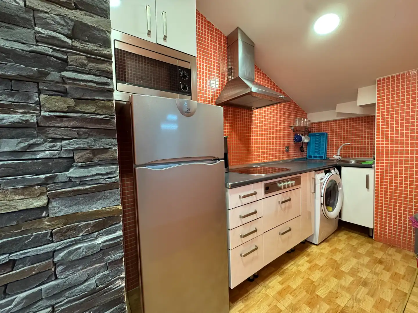 Cocina de Ático en venta en Jaca con Terraza, Trastero y Amueblado